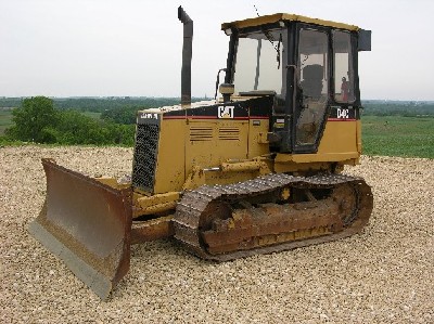 Cat D4C